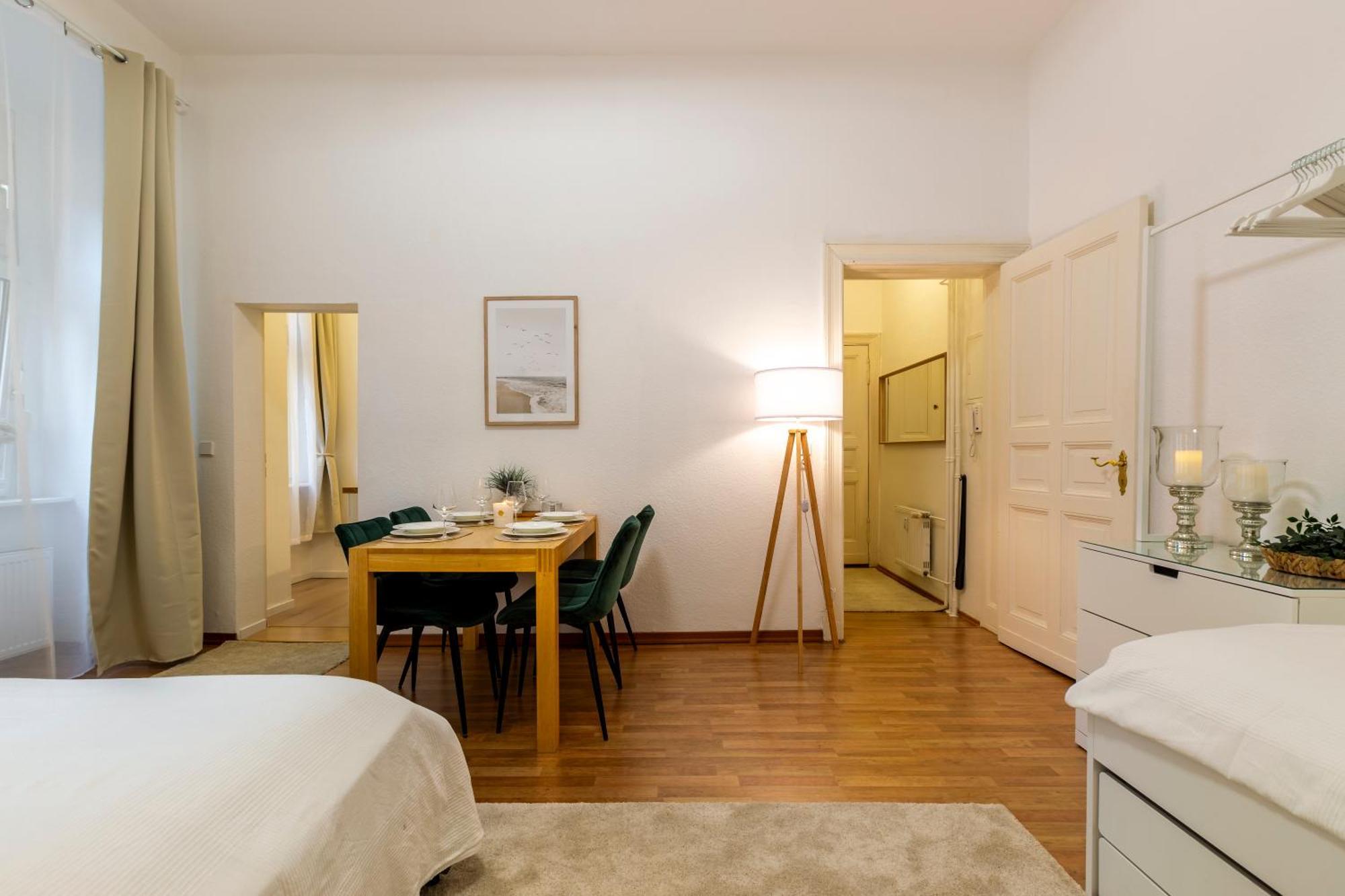 Lovely Place In The Heart Of Prenzlauer Berg Berlin Exterior photo